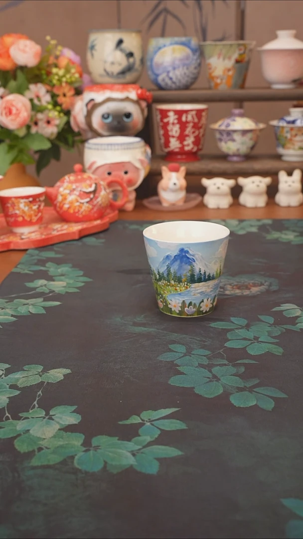 石一  阿勒泰雪景手握杯