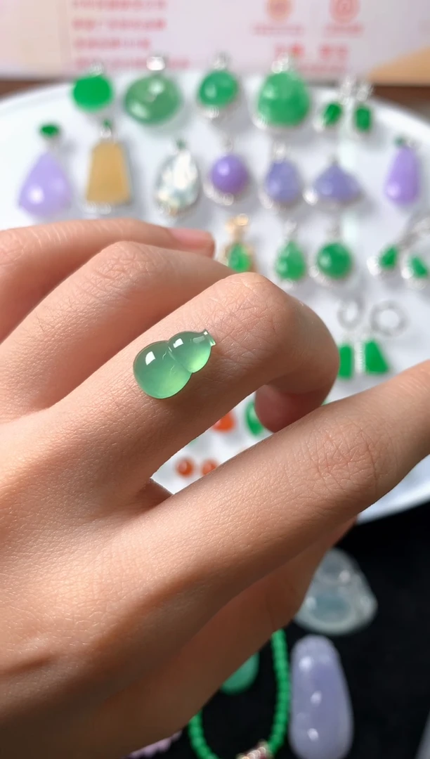 未镶嵌定制翡翠裸石（镶嵌定制）