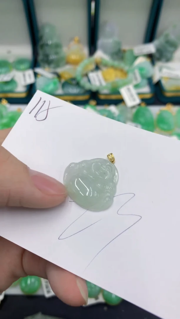 【闪购商品】翡翠颈饰18K金镶嵌翡翠