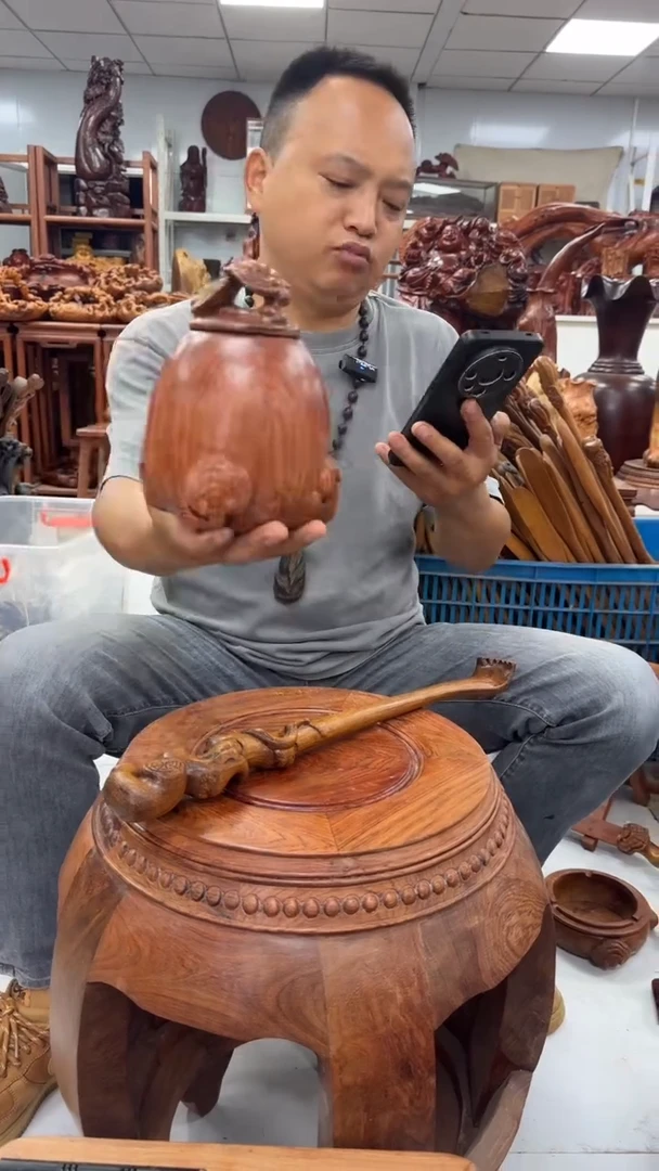 花梨木类木雕款工艺品88888888