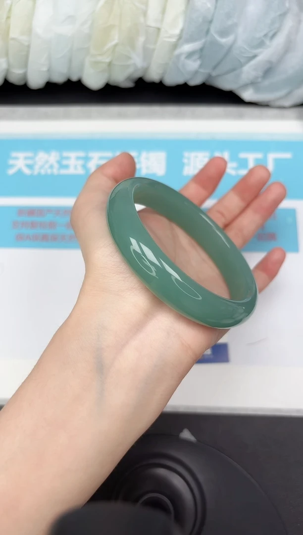 未镶嵌长石玉手镯36/6364