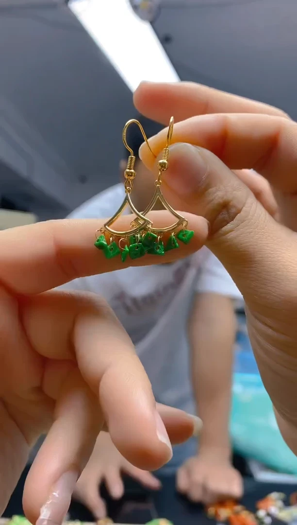 【闪购商品】翡翠耳饰合金106翡翠耳钩