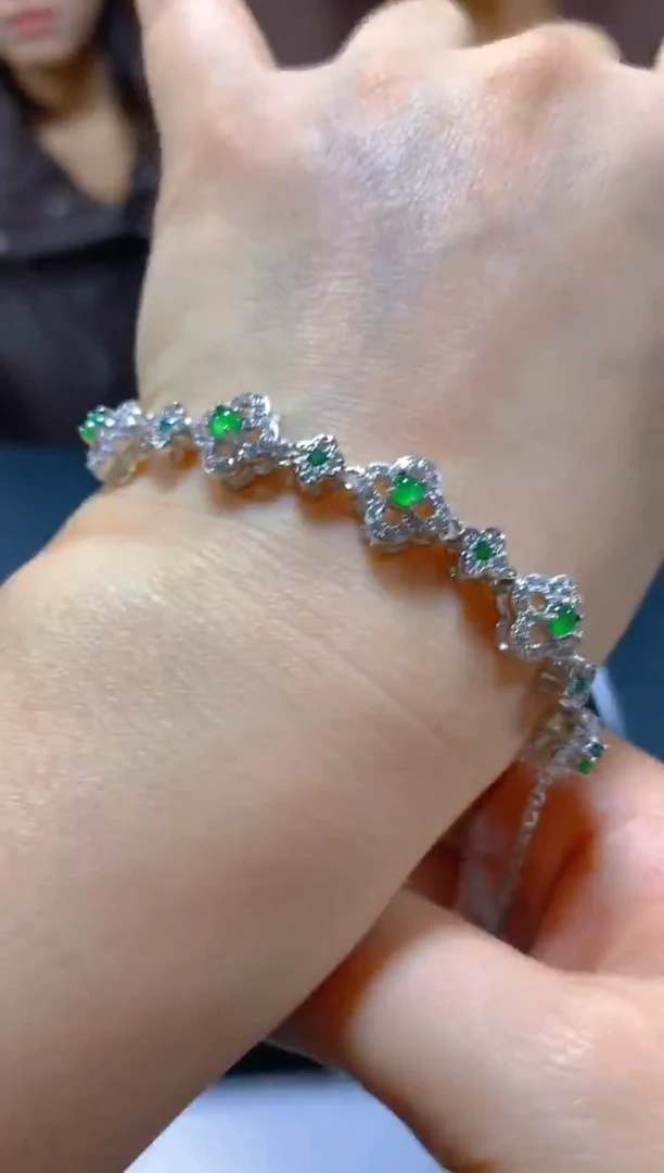 未镶嵌手链翡翠多样性发一