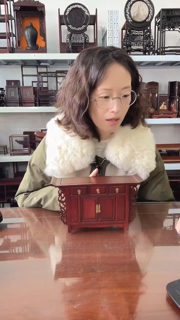 红酸枝木类朱*巴里黄檀三连柜100