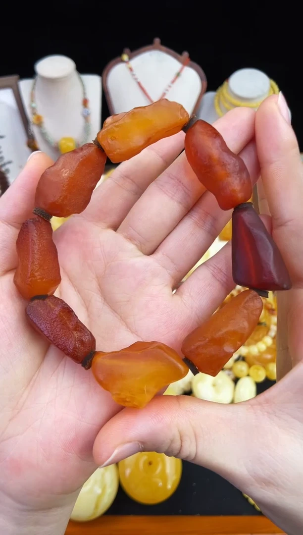 琥珀未镶嵌珠宝奇石柒月