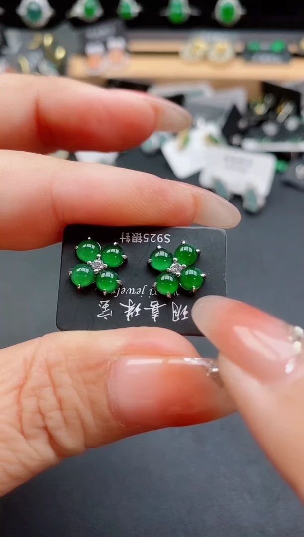 银S925镶嵌戒指翡翠1