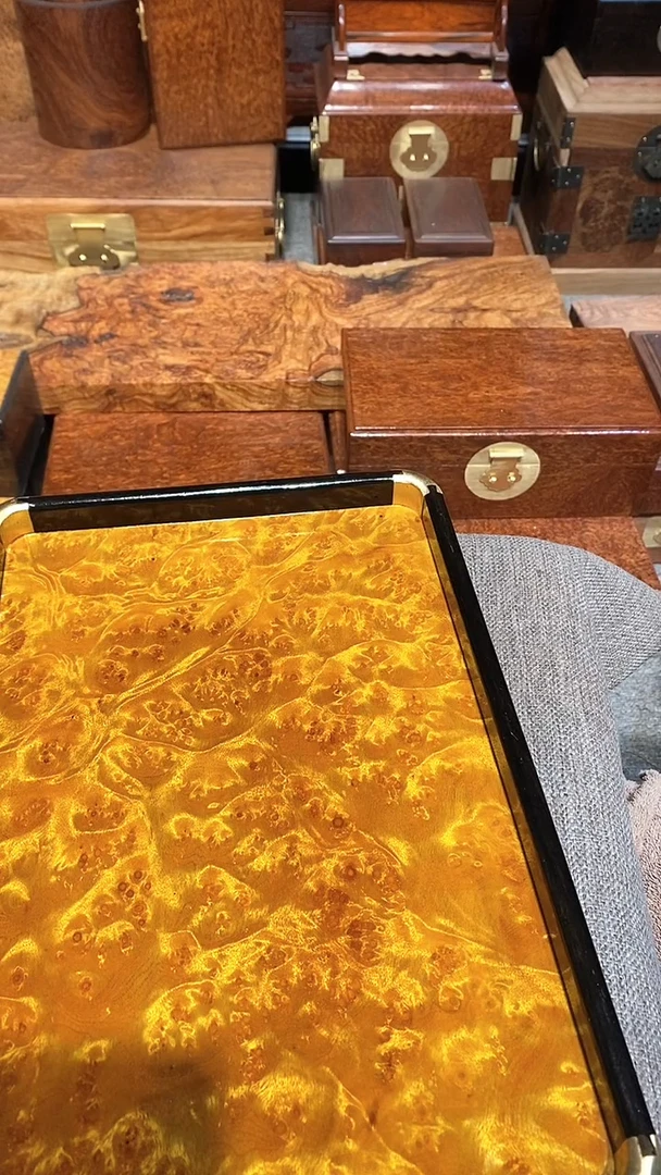 香樟木黄金樟茶盘一个