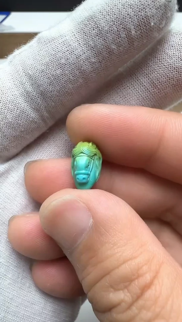 【闪购商品】绿松石马首未镶嵌左右8.4前后9.6高14