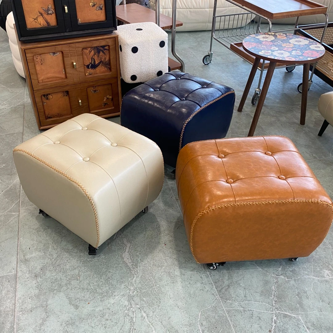 现代简约轻奢拉扣万向轮换鞋凳皮凳客厅小凳子儿童凳可移动矮凳