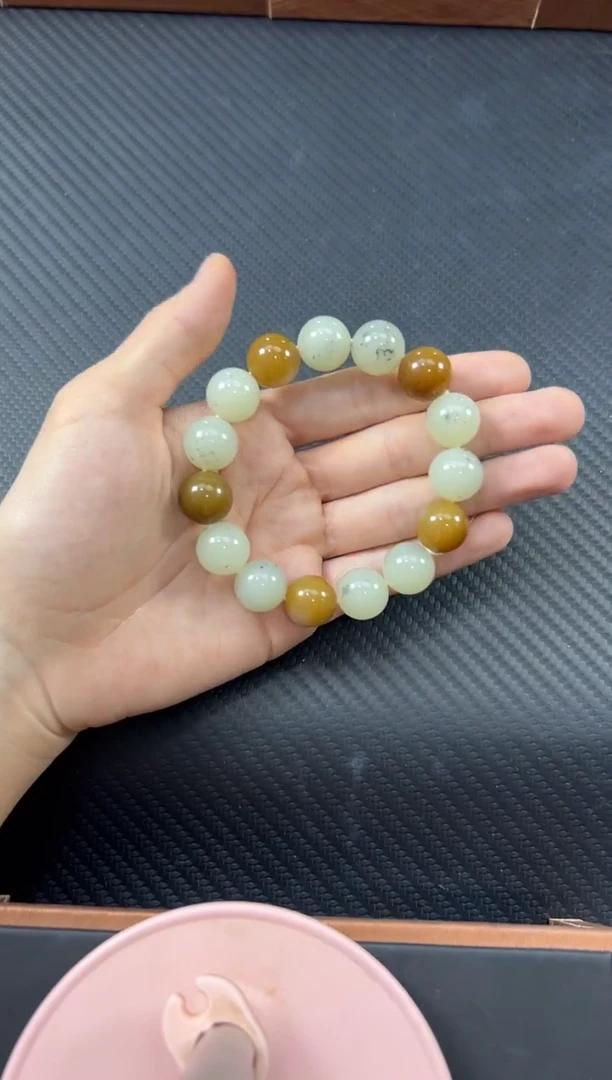 手串未镶嵌和田玉且末微色差近矿卡14手串