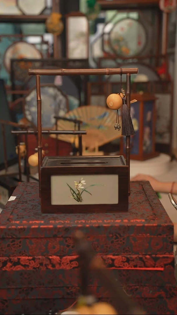 扇子纸巾盒 紫竹手柄 宽度18CM 高度30CM