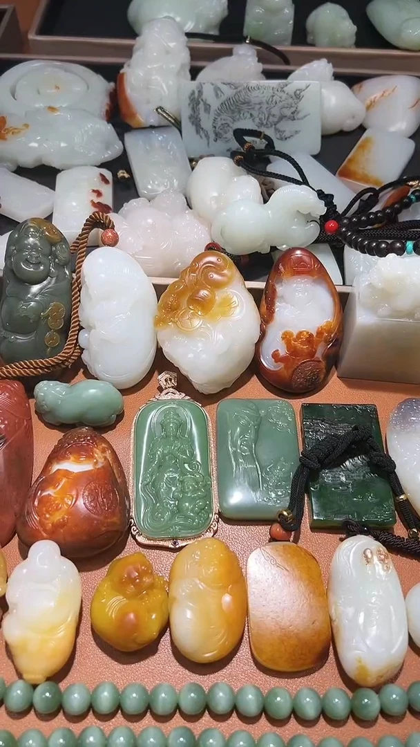 未镶嵌和田玉把件幸**满和田玉