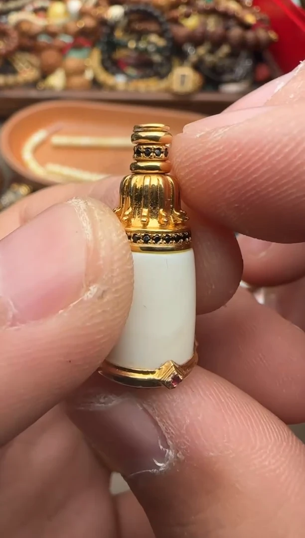 【闪购商品】蜜蜡裸石足金镶嵌蜜蜡三通8321348