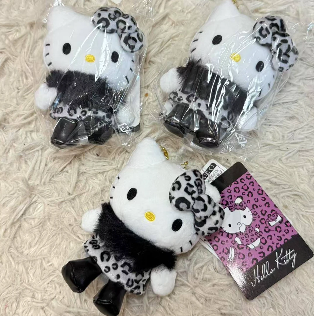日本限定正品hellokitty豹纹系列毛绒挂件！黑色毛领围脖贵妇kt