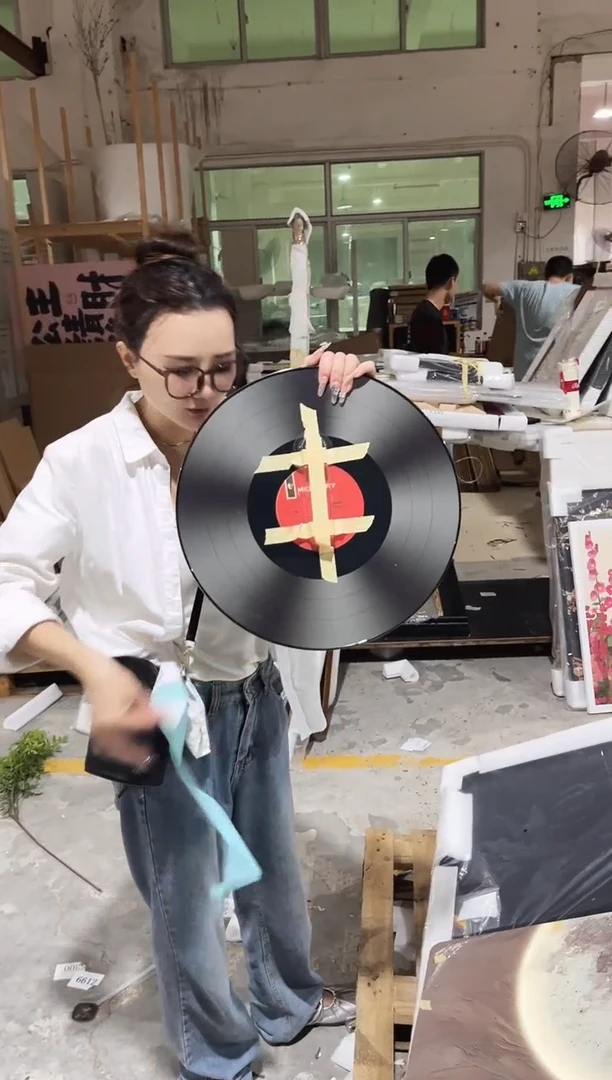 竖款仓库清货  默认瑕疵38