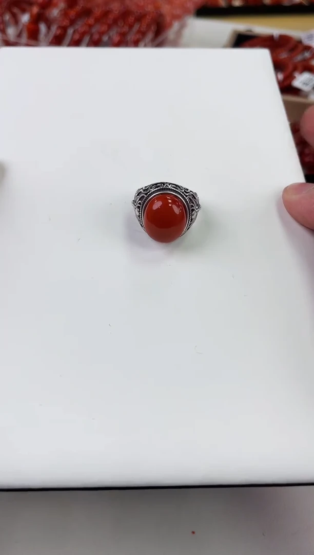 【闪购商品】南红玛瑙戒指银S925镶嵌一个/条