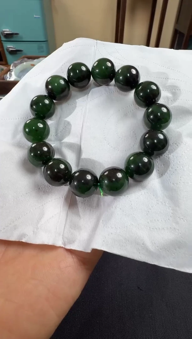 未镶嵌手链和田玉世**边36