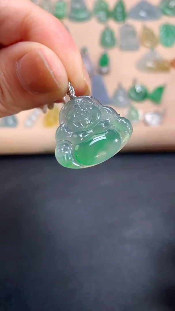 翡翠18K金镶嵌吊坠(不含链)佛公|3500+0