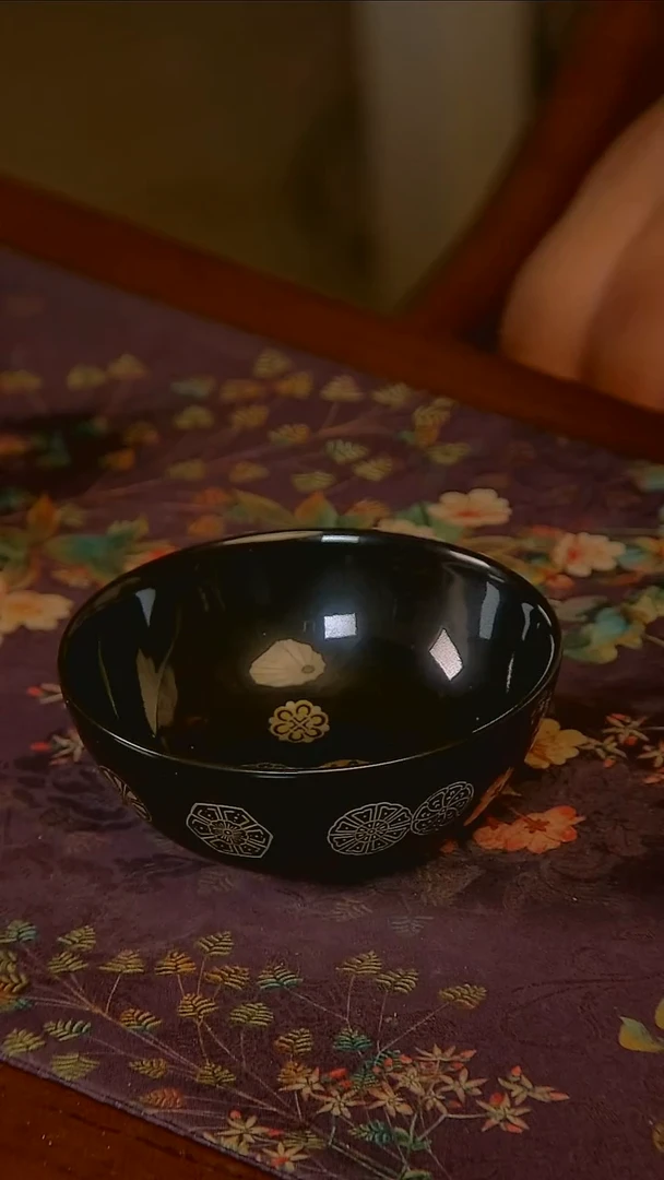 杯手工手绘杯杯很美丽