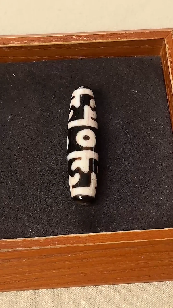 未镶嵌颈饰玛瑙/玉髓行运朱砂全手莲师三48.7*12.1