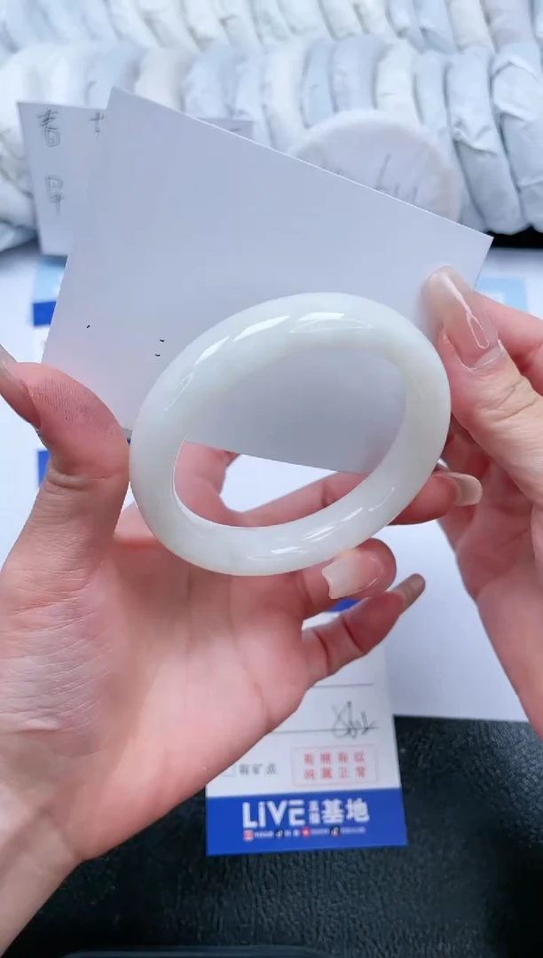 【闪购商品】和田玉手镯未镶嵌T46-56.2