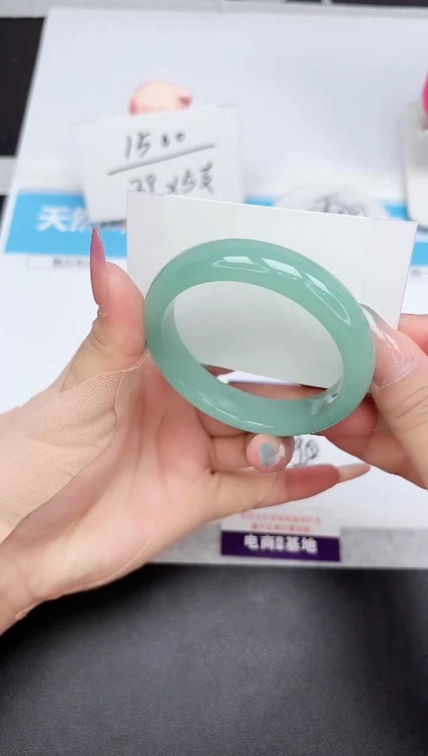 石英质玉手镯未镶嵌34-56