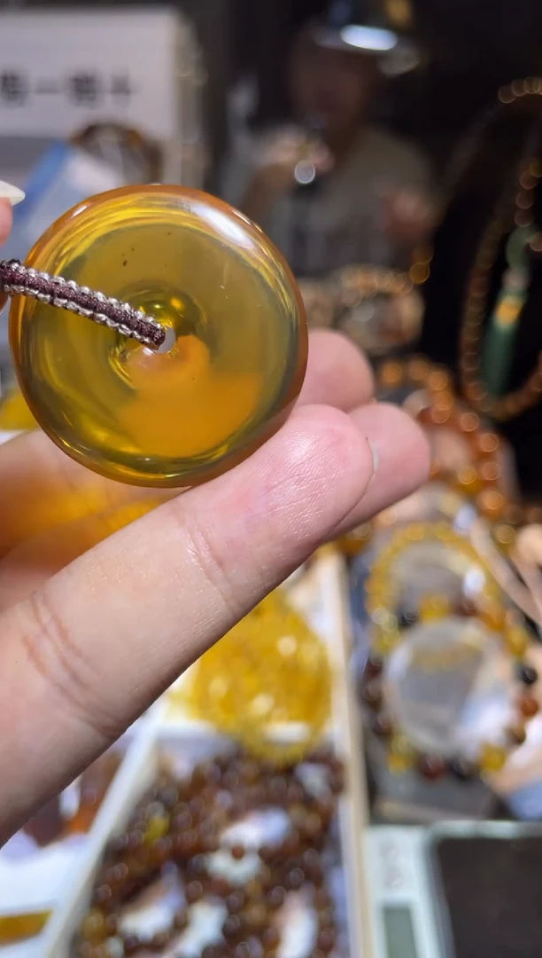 裸石琥珀未镶嵌金珀 平安扣