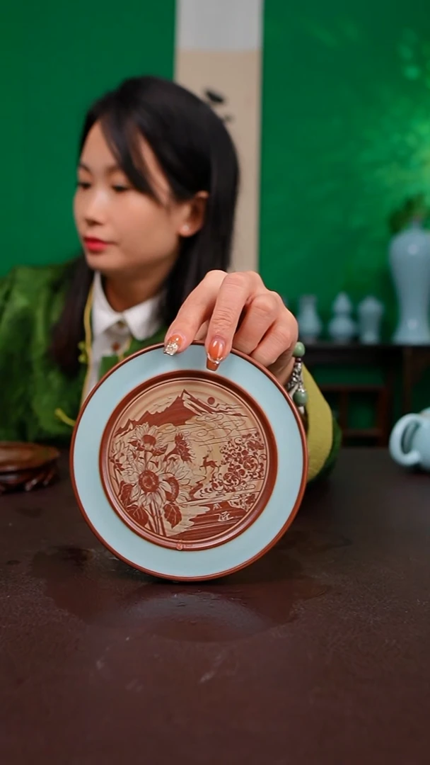 天青雕花壶承不完美