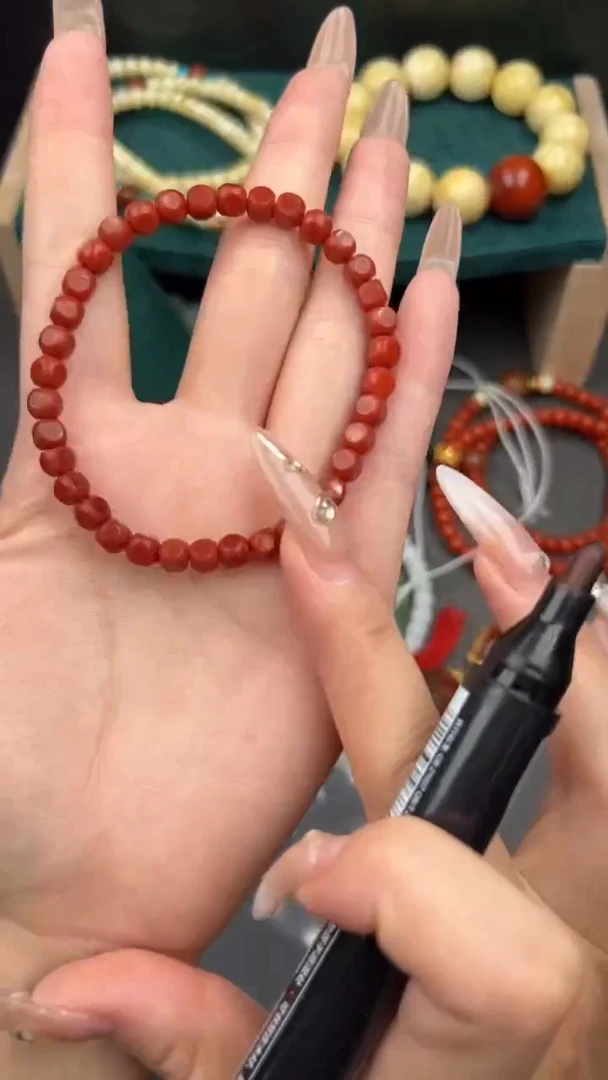 未镶嵌南红玛瑙珠宝奇石1