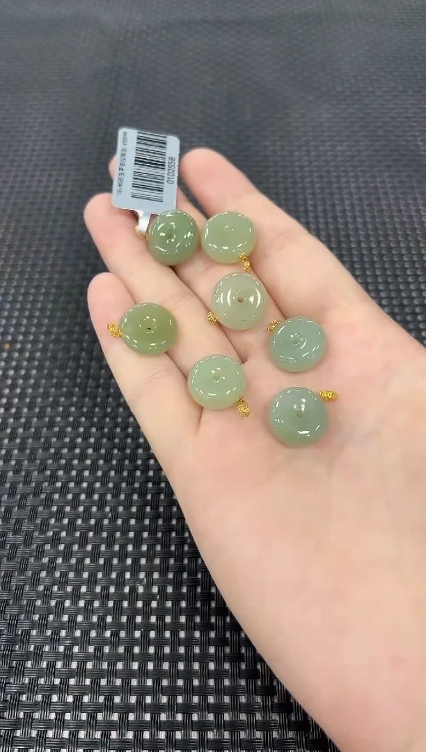 和田玉18K金镶嵌颈饰（多样性发一件）2558