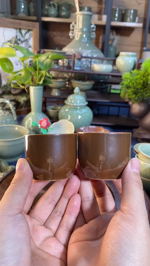 【闪购商品】121404微瑕 紫金釉直筒杯2只