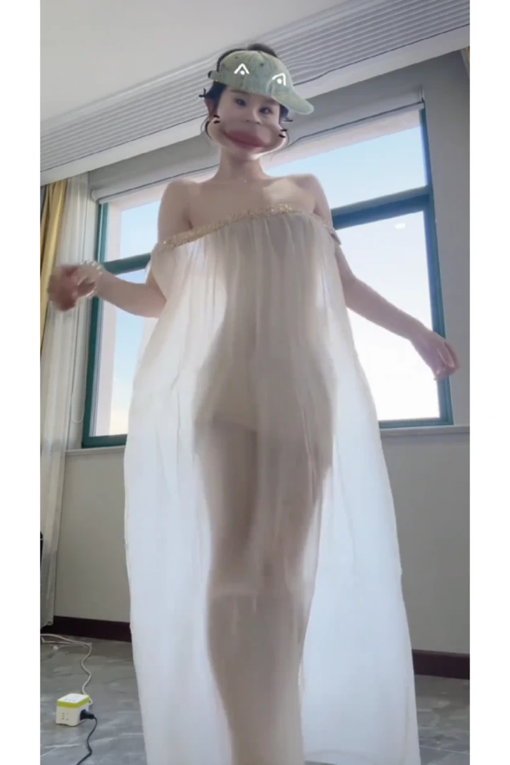 法式亮片露肩无袖连衣裙女夏季度假风网纱长裙子叠穿抹胸裙两件套