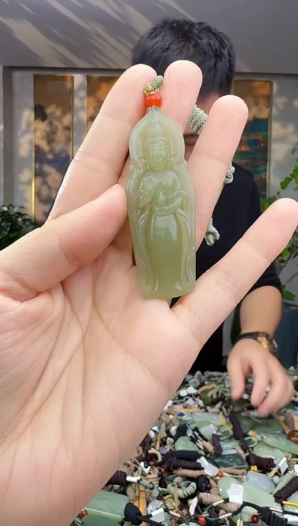 未镶嵌和田玉挂件拍一发一