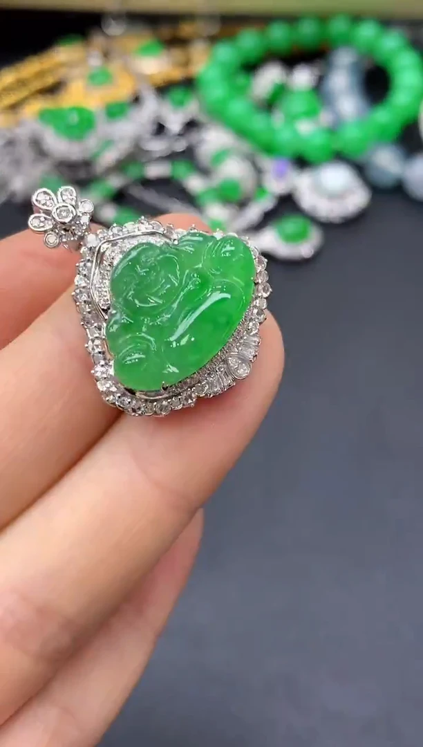 颈饰18K金镶嵌翡翠489-中国好珍宝