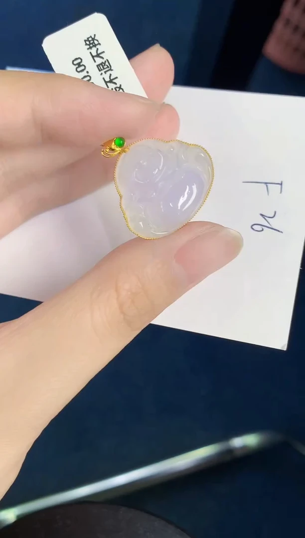 翡翠18K金镶嵌颈饰天然翡翠緬甸A貨