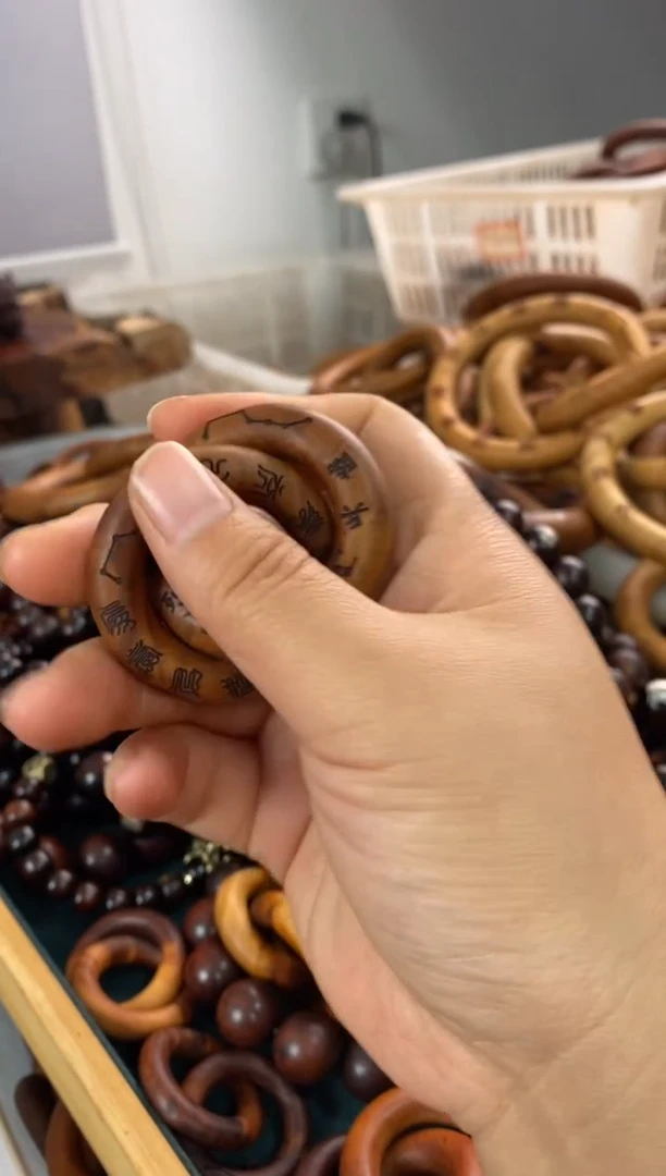 【闪购商品】木枣木小乾坤圈刻字款随机发雷焦