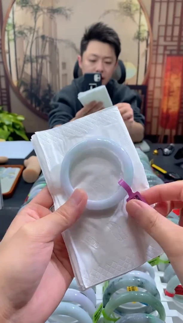 未镶嵌手镯翡翠0000870
