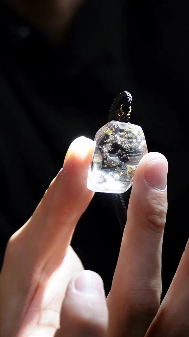 吊坠(赠链)未镶嵌水晶水晶