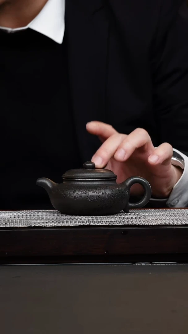 茶壶紫砂龙山古乌泥刻绘仿古