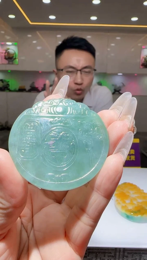 未镶嵌定制翡翠Q68151翡翠多样性发一