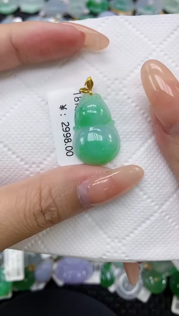 颈饰18K金镶嵌翡翠11111111111