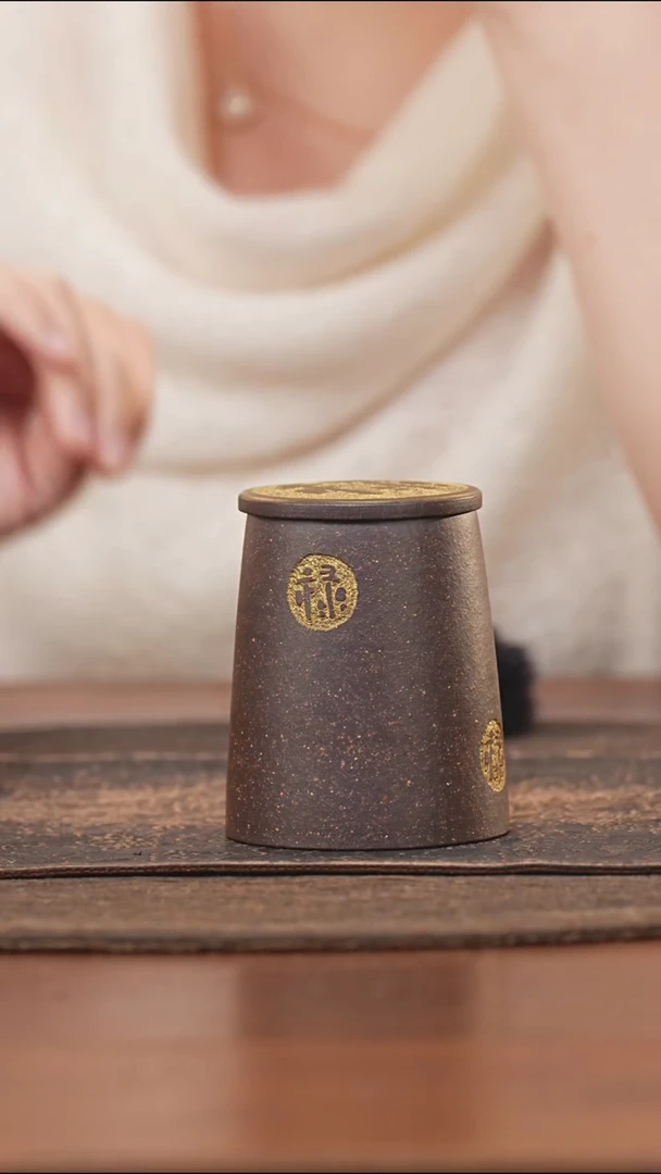 紫砂茶叶罐乌金砂刻禄小罐