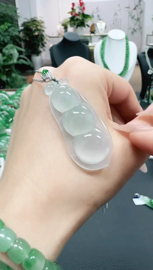 未镶嵌1石英质玉（非洲翠）/4392