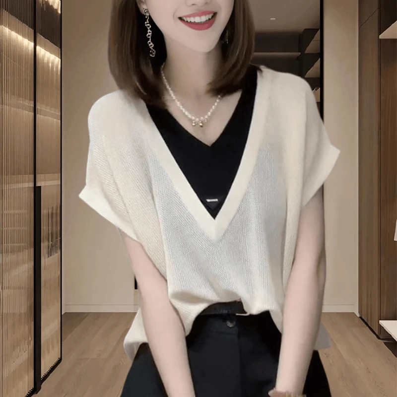 洋气设计感短袖t恤女2025新款爆款夏季宽松胖mm遮肚假两件V领上衣