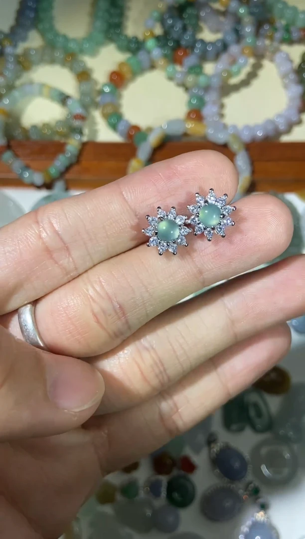 【闪购商品】翡翠颈饰未镶嵌【闪购商品】 天然翡翠