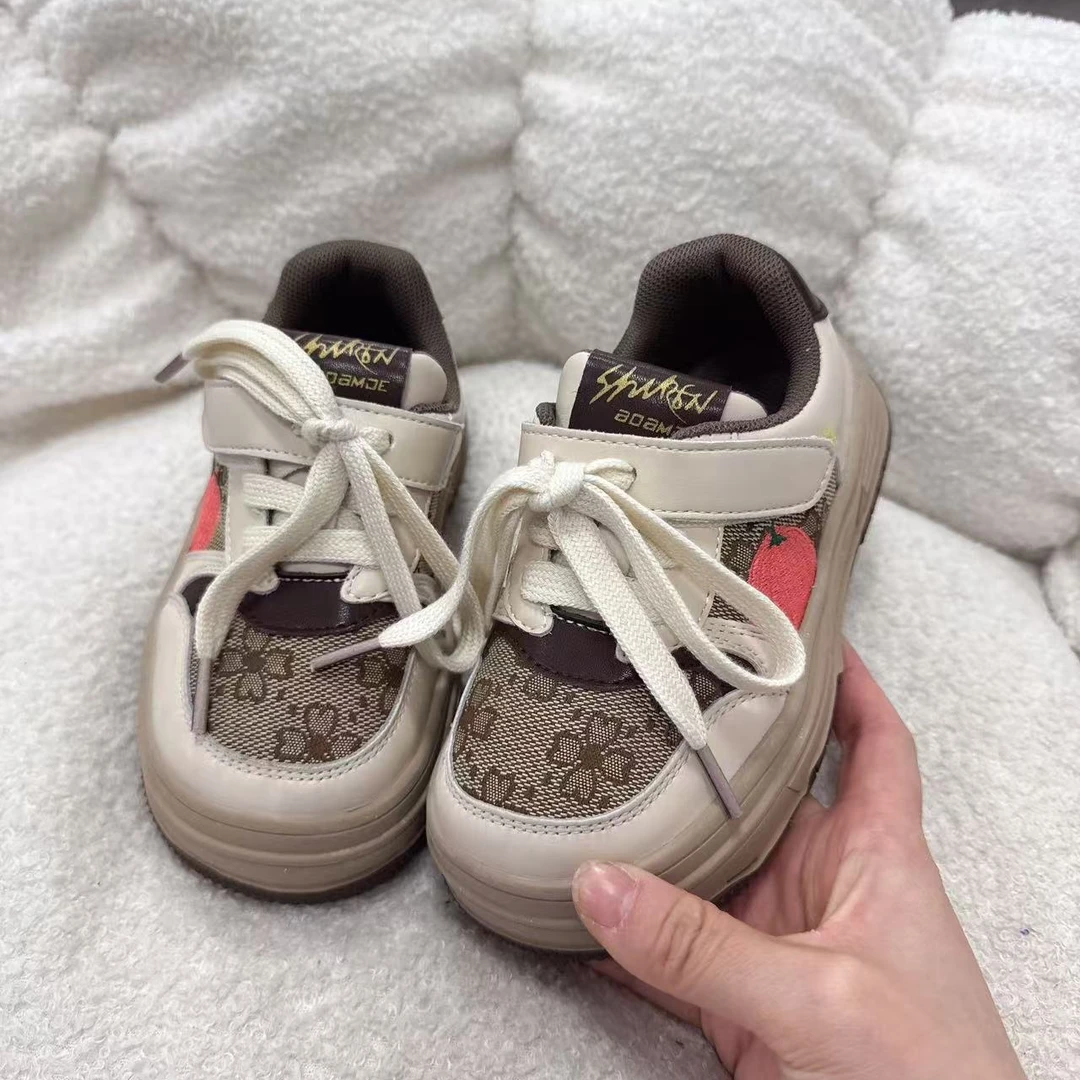 B807儿童时尚百搭舒适单里运动板鞋