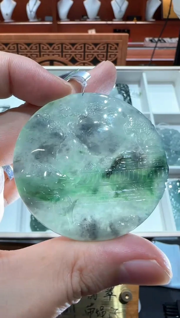 翡翠挂件未镶嵌A货翡翠多样性孤品