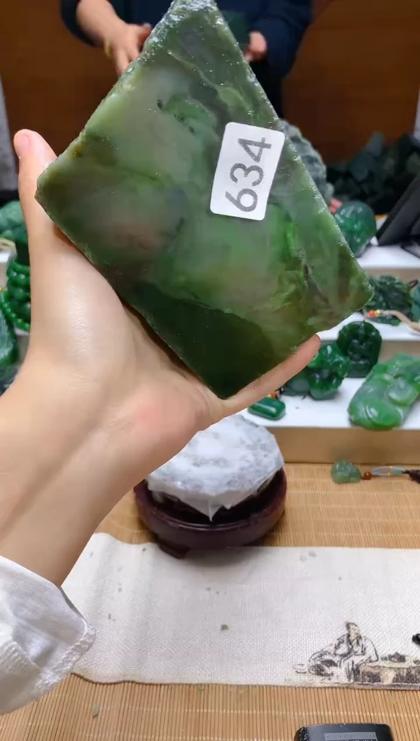 未镶嵌和田玉（碧玉）珠宝半成品1