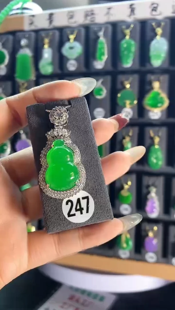 【闪购商品】翡翠耳饰银S925镶嵌247...