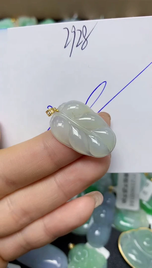 【闪购商品】翡翠挂件18K金镶嵌 天然翡翠A货